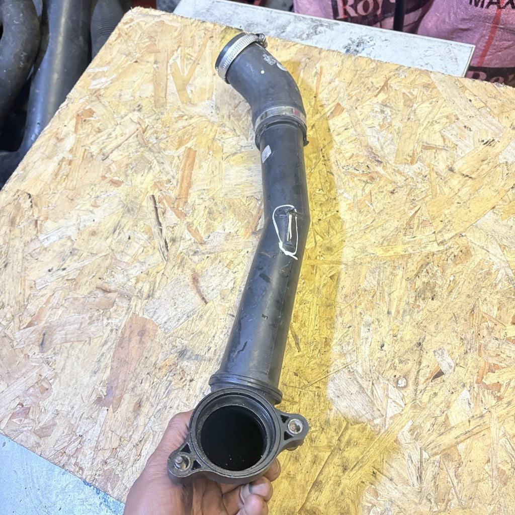 VW Golf Mk7 (2016) TDI Intercooler/Boost Hose Pipe 04L145770E