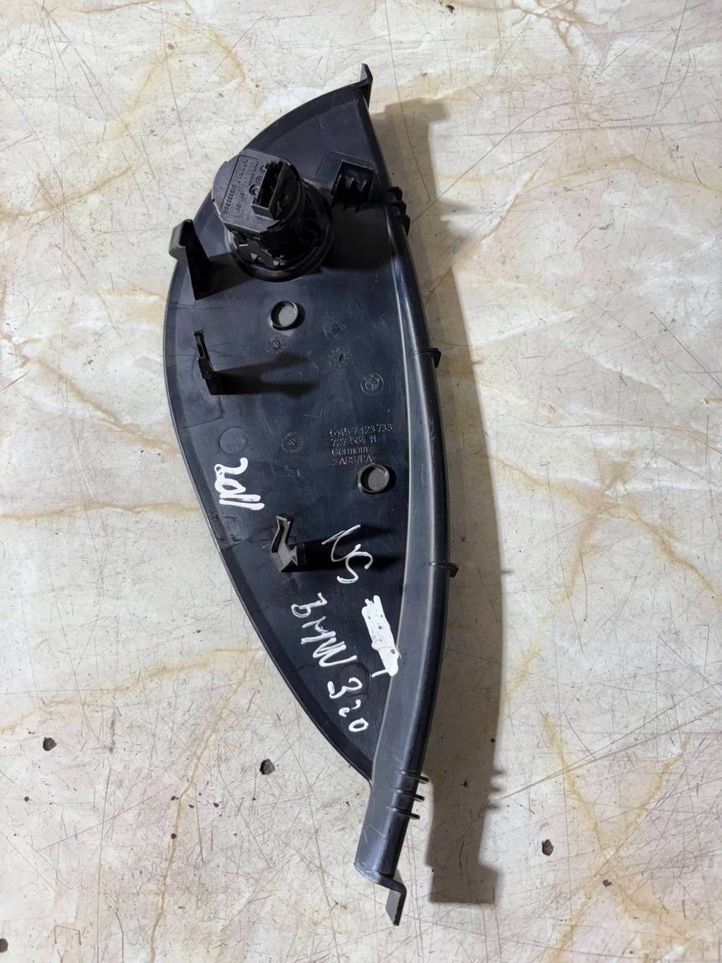 BMW 320i E21 E30 E36 E46 E90 Left Passenger N/S Dash End Cap Trim 51457123733