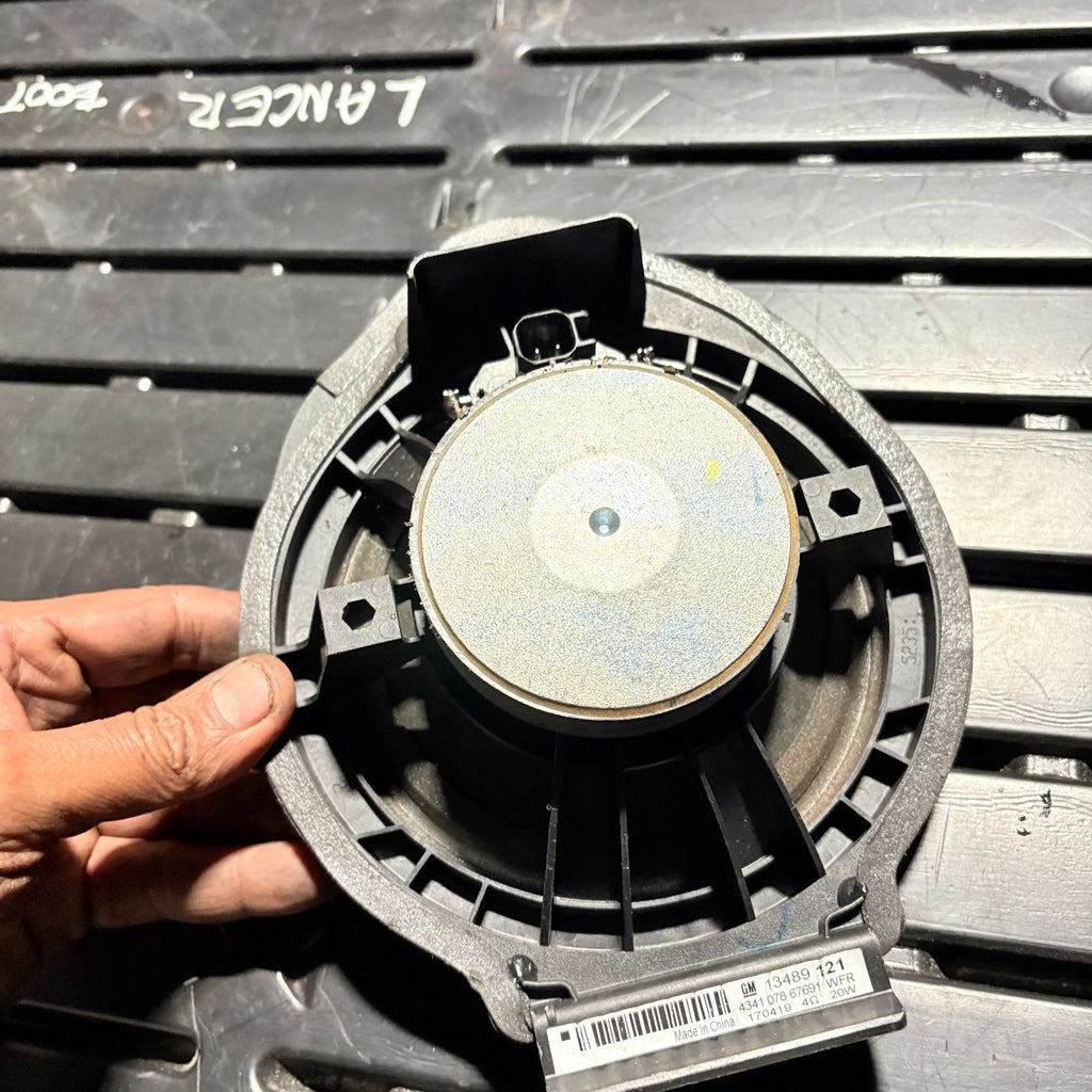 Opel Adam 2017 Right Front Door Speaker 13489121