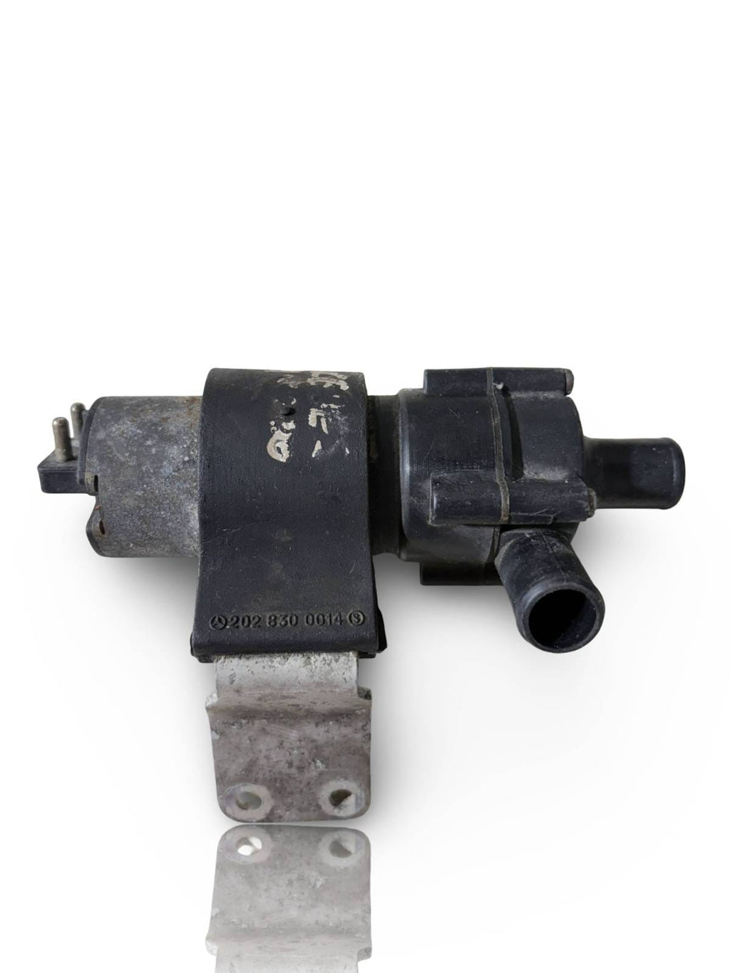 Mercedes W202 C Class C250 Diesel Auxiliary Circulation Water Pump 2028300014