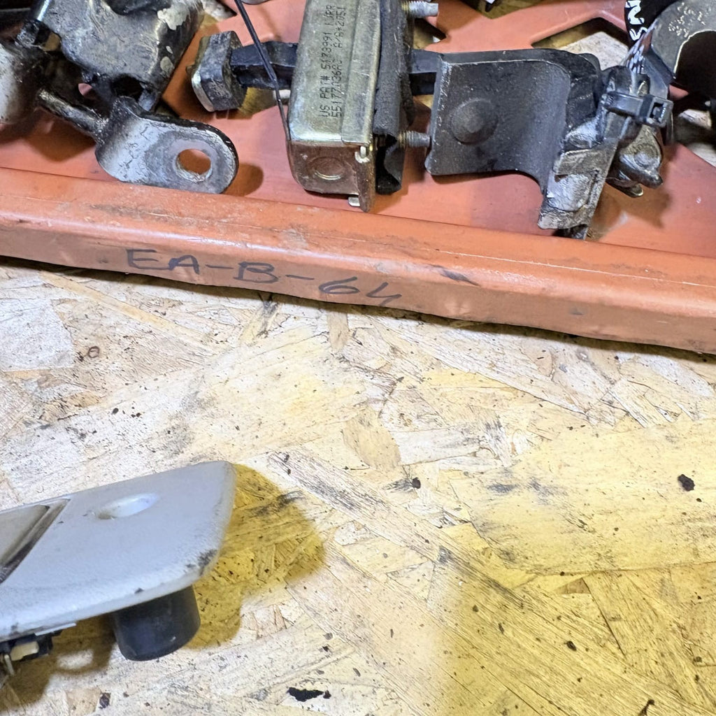 ka6669l Montage, Kühler ka6670r Volkswagen Caddy DE1819872-81 2009