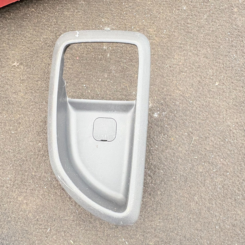 KIA SOUL 2010 MOULDING FRAME LEFT FRONT SURROUND