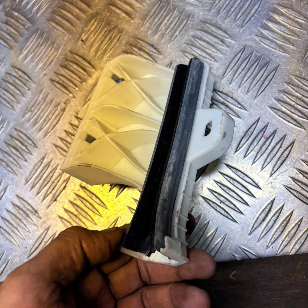 Peugeot 208 2017 Window Guide Channel Driver Side Front