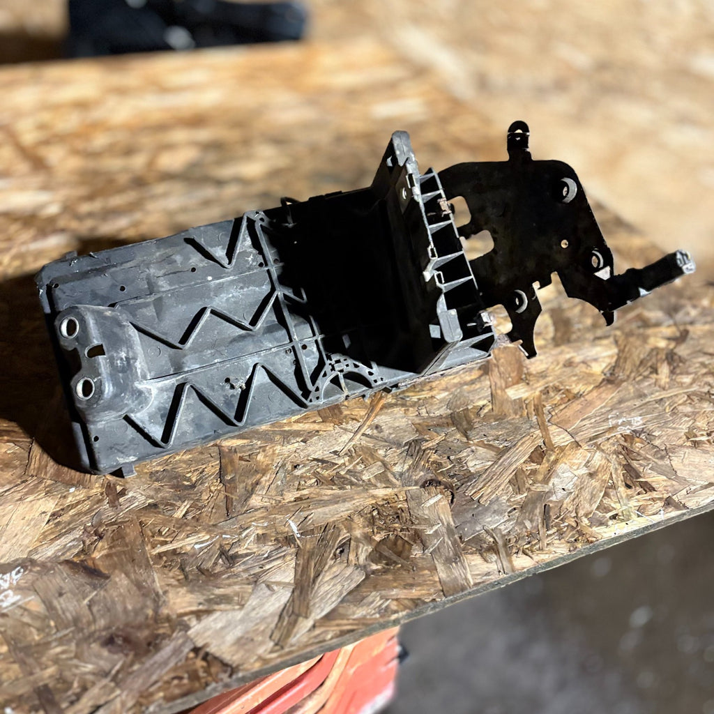 "Fiat Scudo Battery Tray 1462998080-Replacement | Luxury Protectio