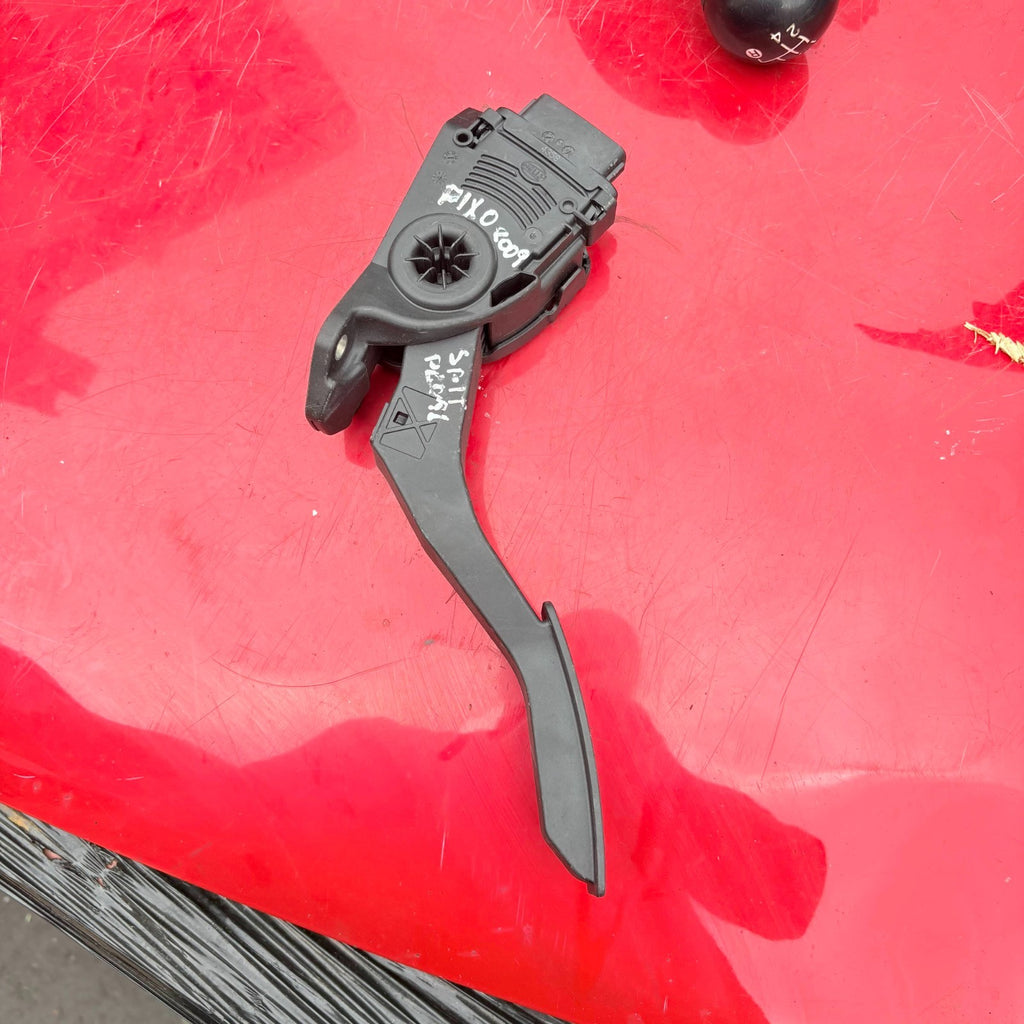 Suzuki Accelerator Throttle Pedal 49400-68K40/6PV 009 074-08