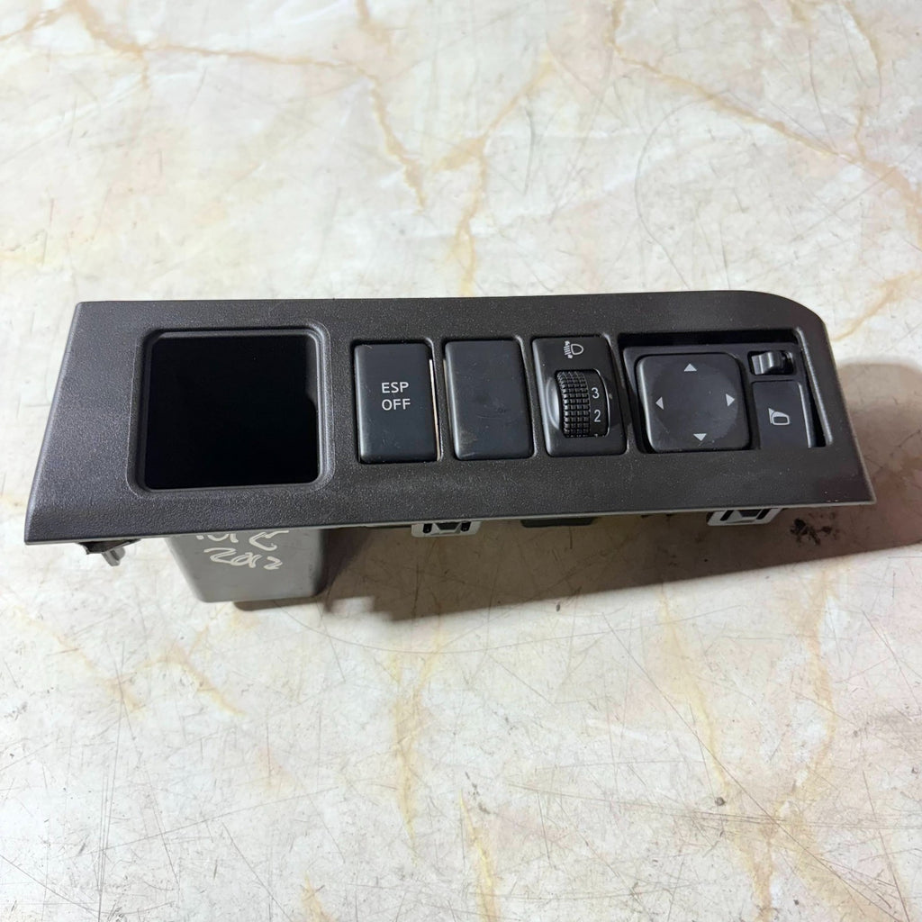 NISSAN NOTE 2009-2014 E11 Headlight & Wing Mirror Control Switch