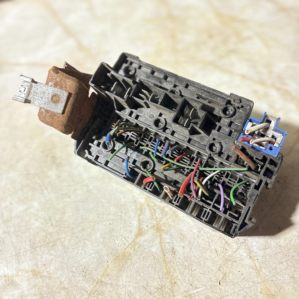 Nissan Vanette Under Dash Interior Fuse & Relay Box Standard Blade 1978-2007
