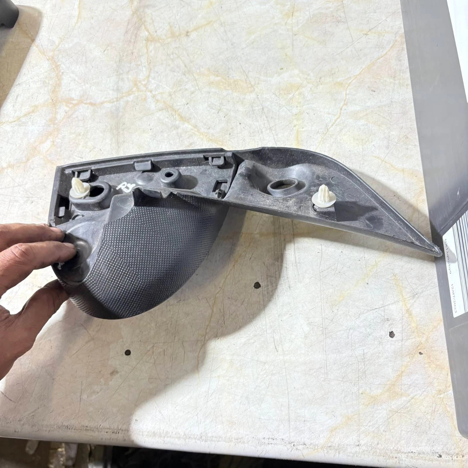 Citroen C1 Peugeot 107 Toyota Aygo Passenger Left Mirror Trim 67492-0H010 05-14