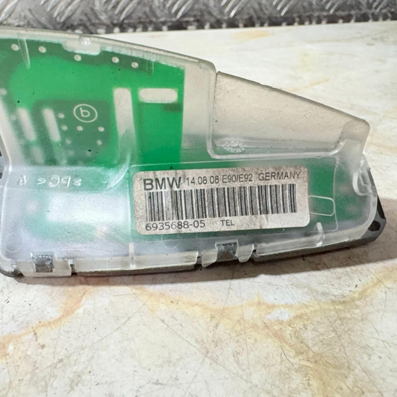 BMW 1 3 4 Series Roof Shark Fin Antenna DAB 65206959146 E82 E90 E92 F30 F32