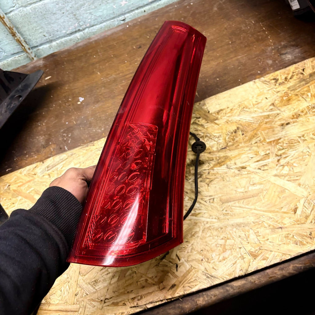 Kia Ceed SW Estate 2007-2012 Offside Rear Upper Tail Light 92404-1H3