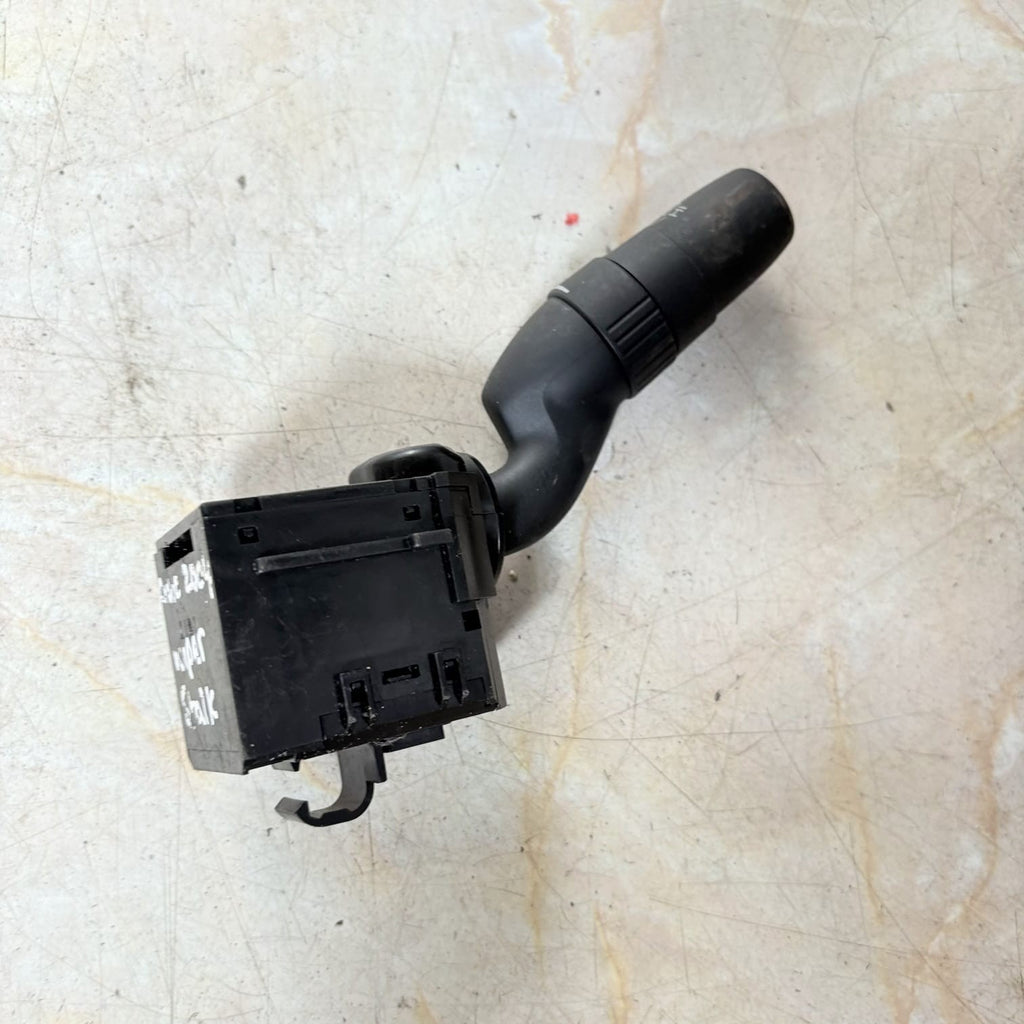 2004 HONDA CR-V III RE Indicator Wiper Stalk Switch M29843 28585365