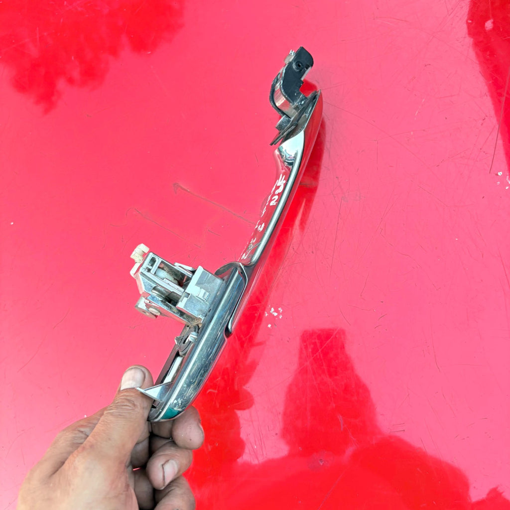 Honda CR-V MK3 2006-2012 Left Front Chrome Outer Door Handle NSF Passenger