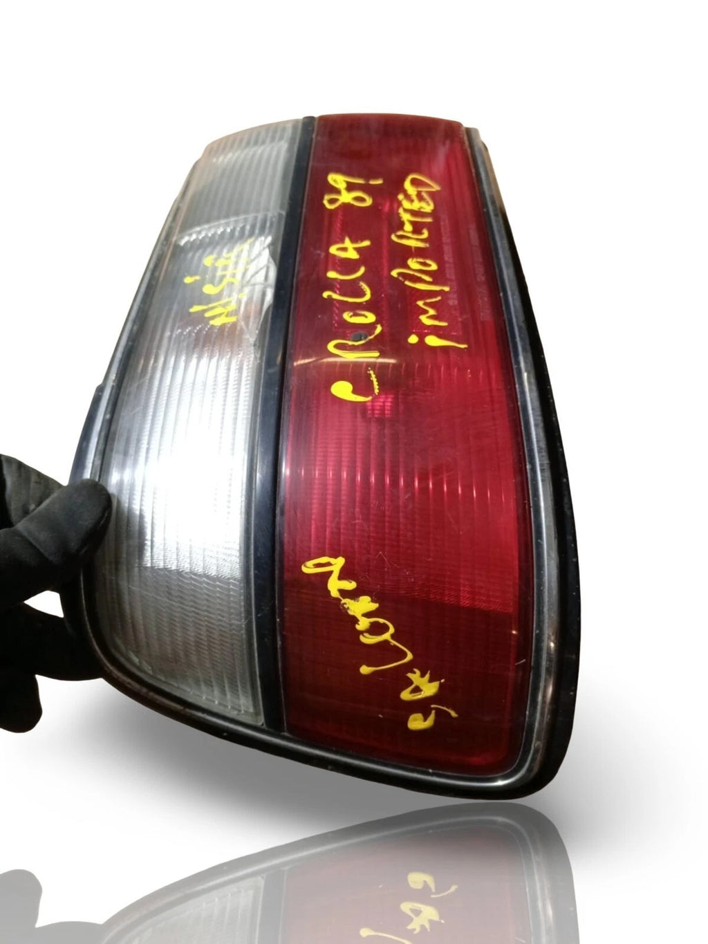 Toyota Corolla AE90 AE92 EE90 Sedan 1987-1991 Rear LH Tail Light Lamp (Damaged)