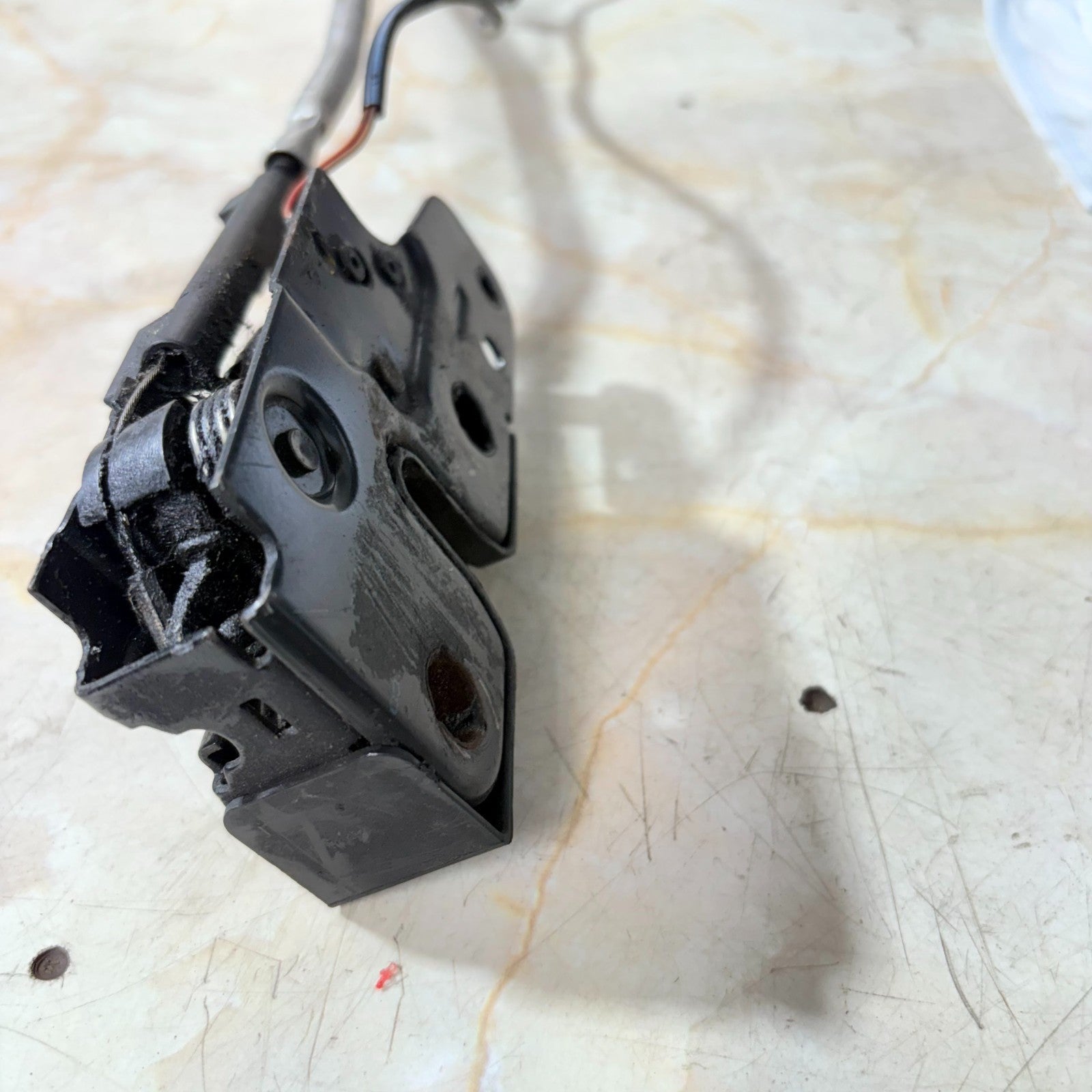 Audi TT/TTS FV (8S) 2015-2023 Front Right Door Lock Actuator 8X2837016B RHD