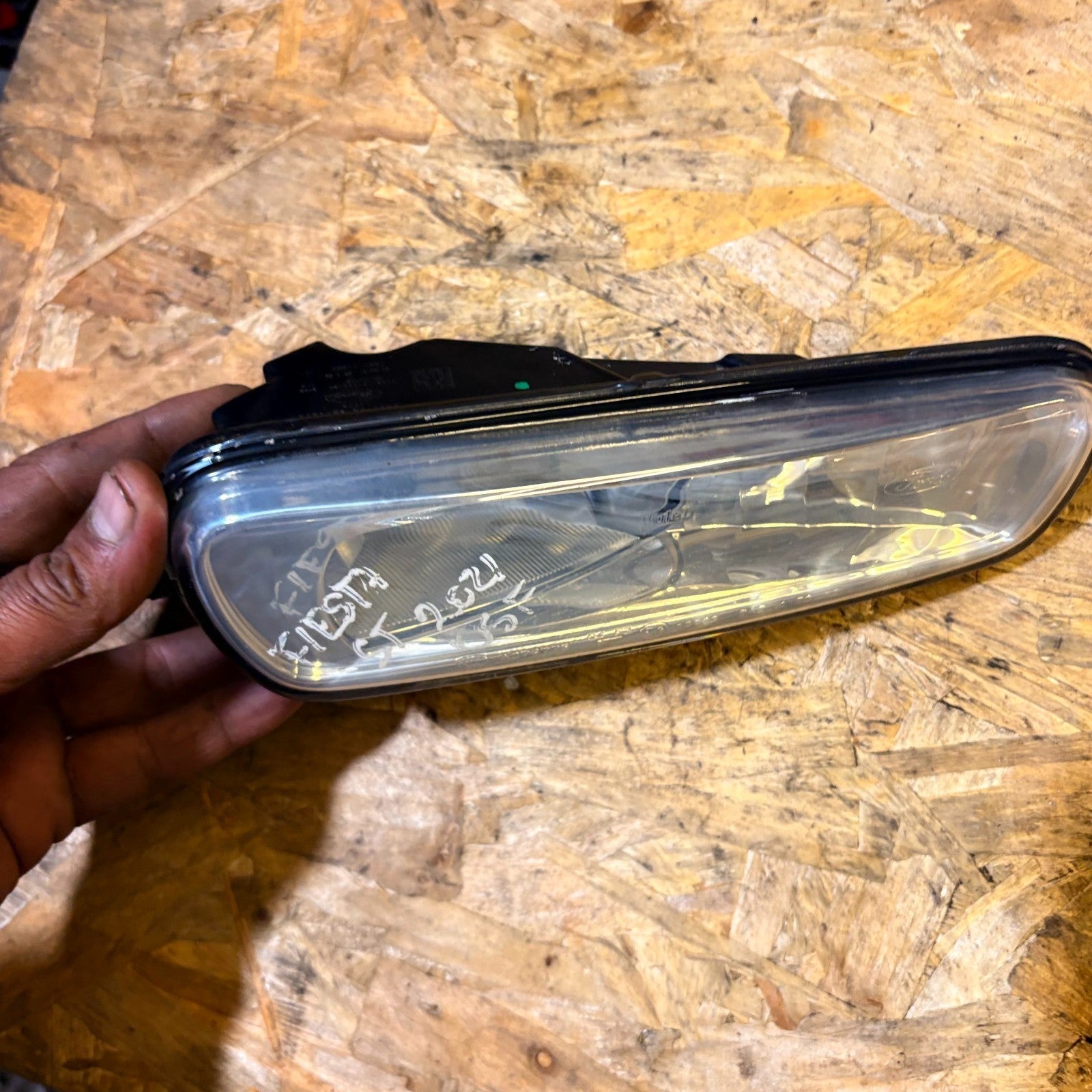 FORD FIESTA 2021 Fog Light Right Driver Offside Front O/S 71933