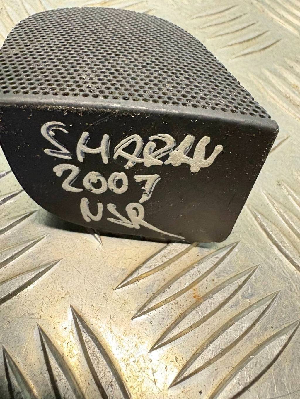 2007 VW SHARAN 5DR REAR RIGHT DOOR TWEETER SPEAKER 7M3035411B