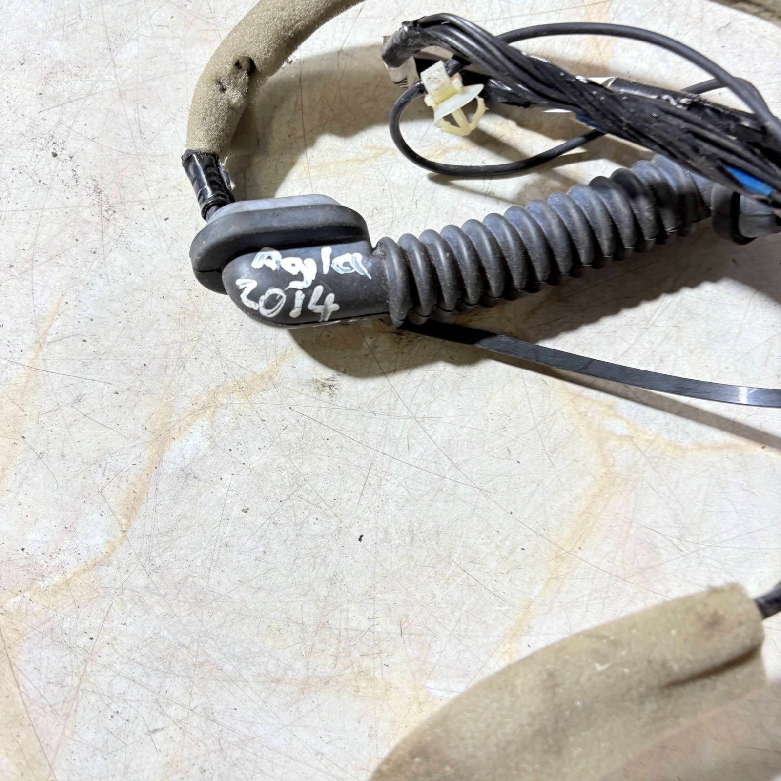 Vauxhall Agial 2008-2015 Door Wiring Loom Harness 36680