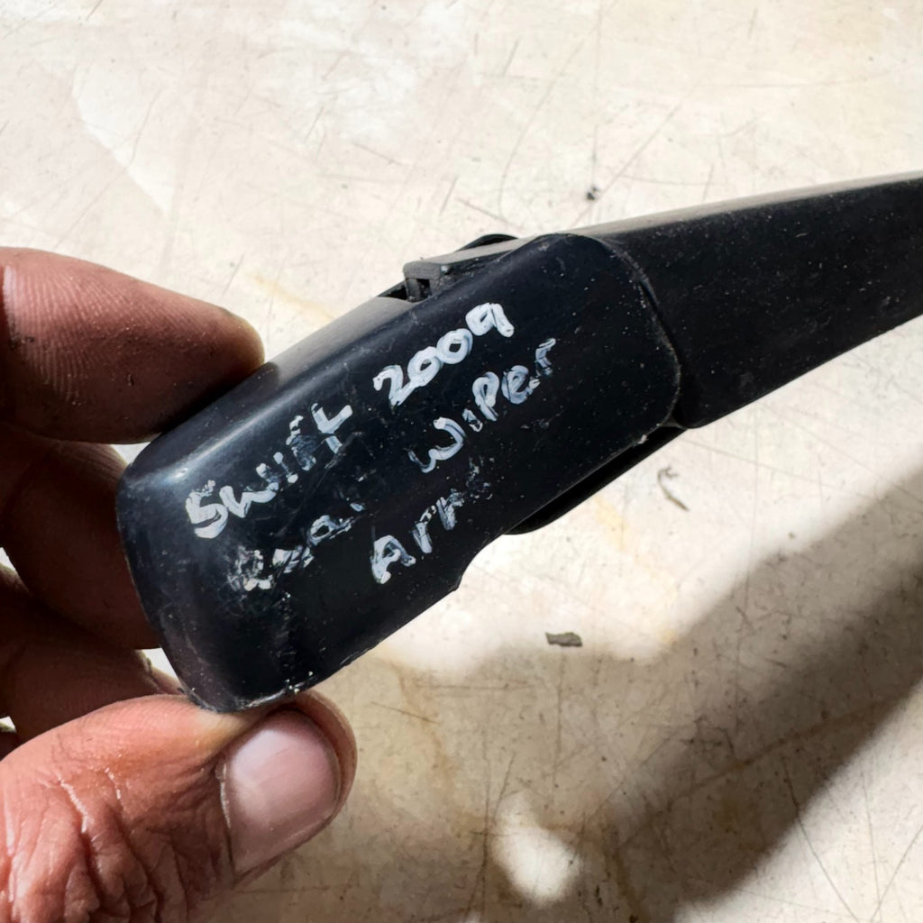 SUZUKI SWIFT REAR WIPER ARM 2005-2010 5 DOOR HATCH