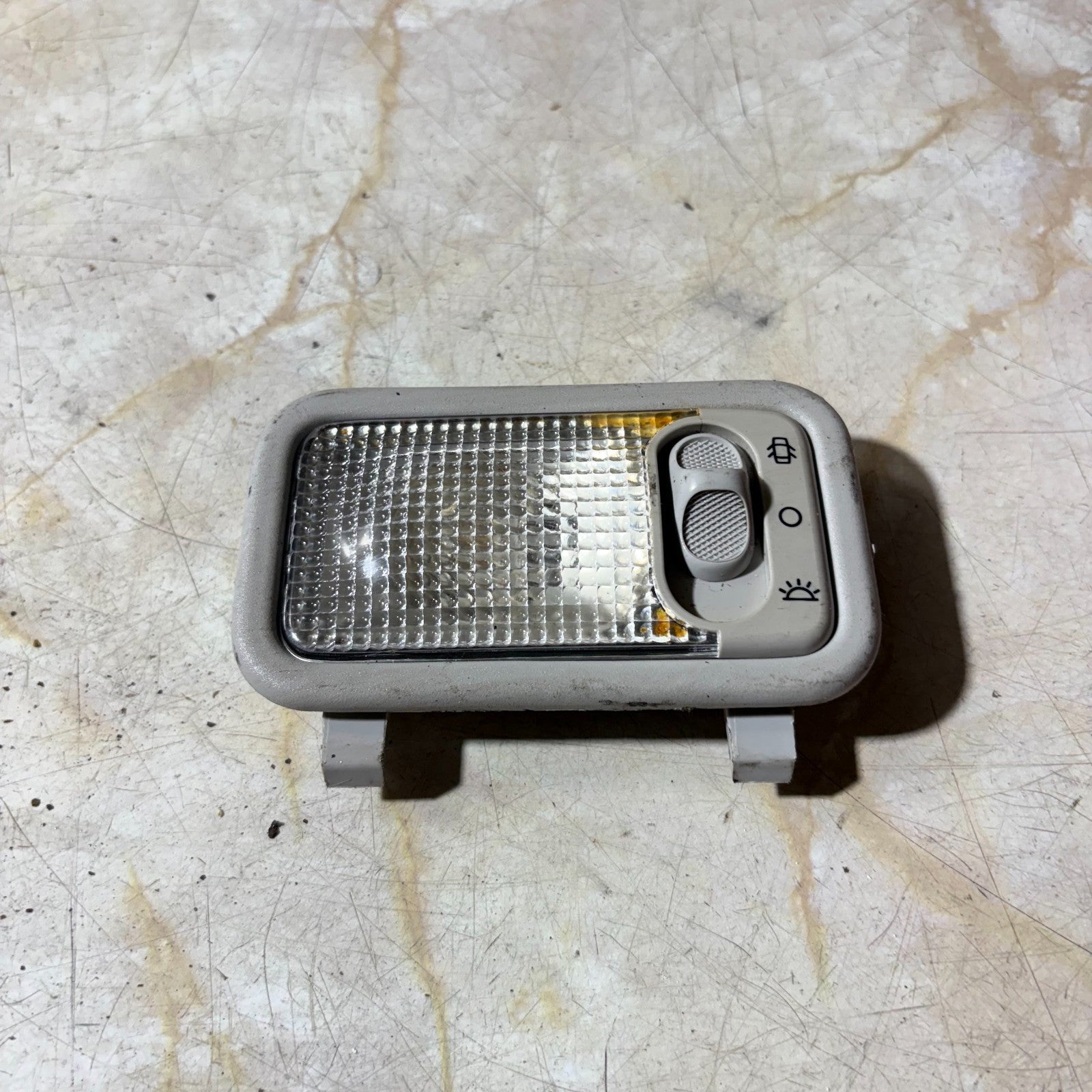 9810095677 INTERIOR LIGHT FOR CITROËN C3