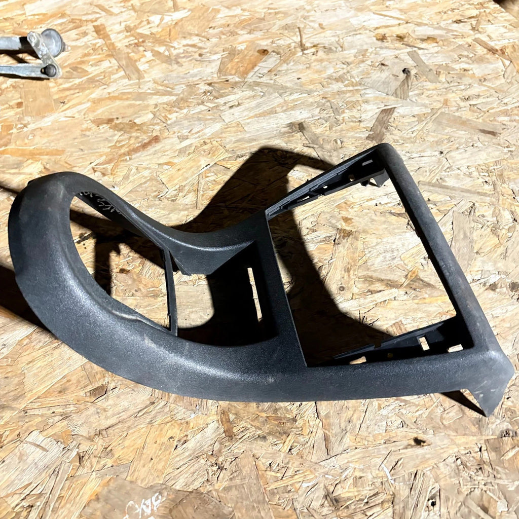 Citro?n C4 Mk1 2004?2010 Centre Console Gear Surround Trim Panel