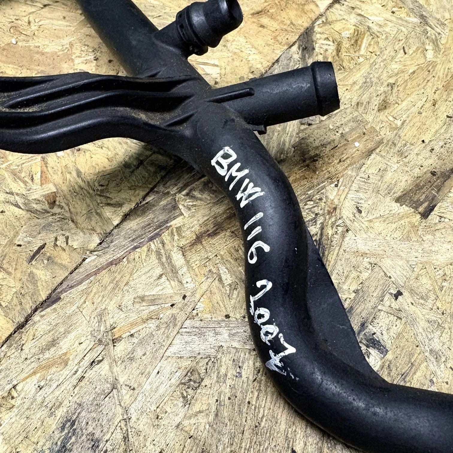 BMW 1 SERIES E87 PETROL WATER COOLANT PIPE HOSES 754823 2007