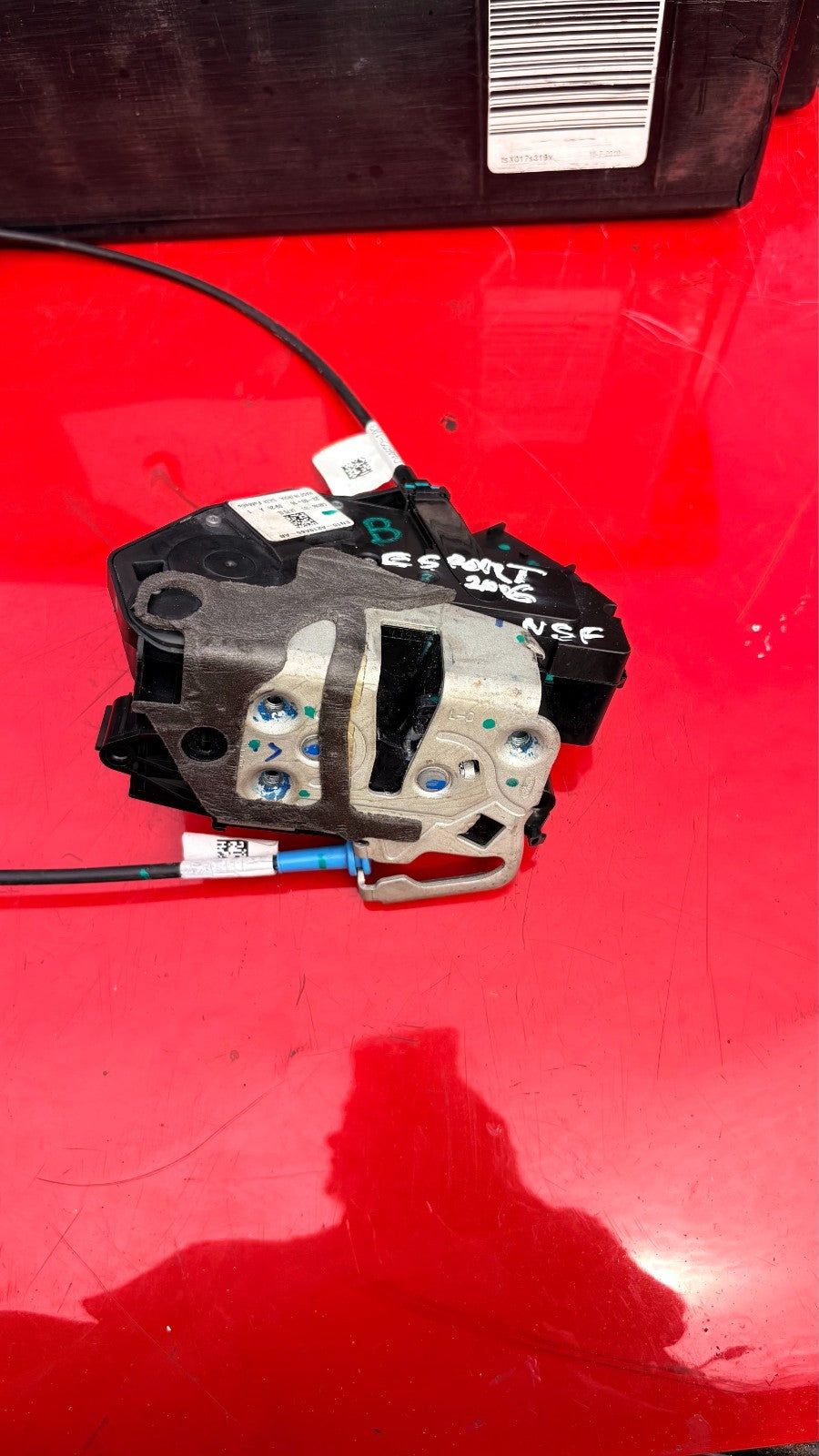 FORD ECOSPORT DOOR LOCK FRONT LEFT EN15-A219A65-AB 2016