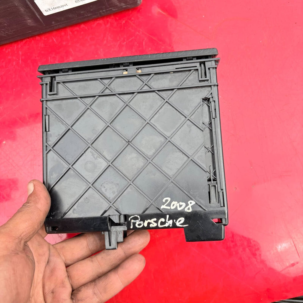 Porsche Cayenne 4.5S (2008) Ashtray Surround/Holder-7L5858329A, 7L5857321A