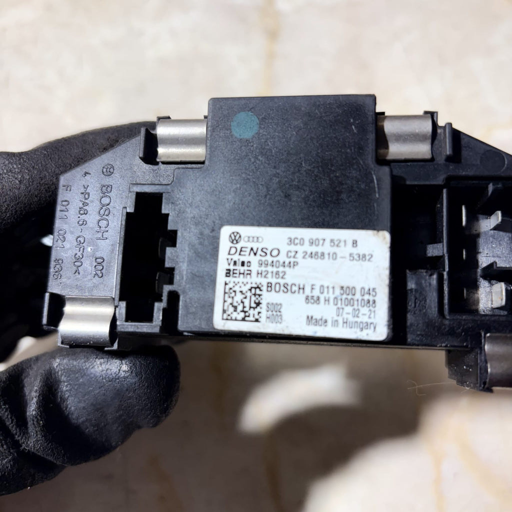 SEAT LEON FR MK2 2006-2012 HEATER BLOWER MOTOR CONTROL REGULATOR 3C0907521B