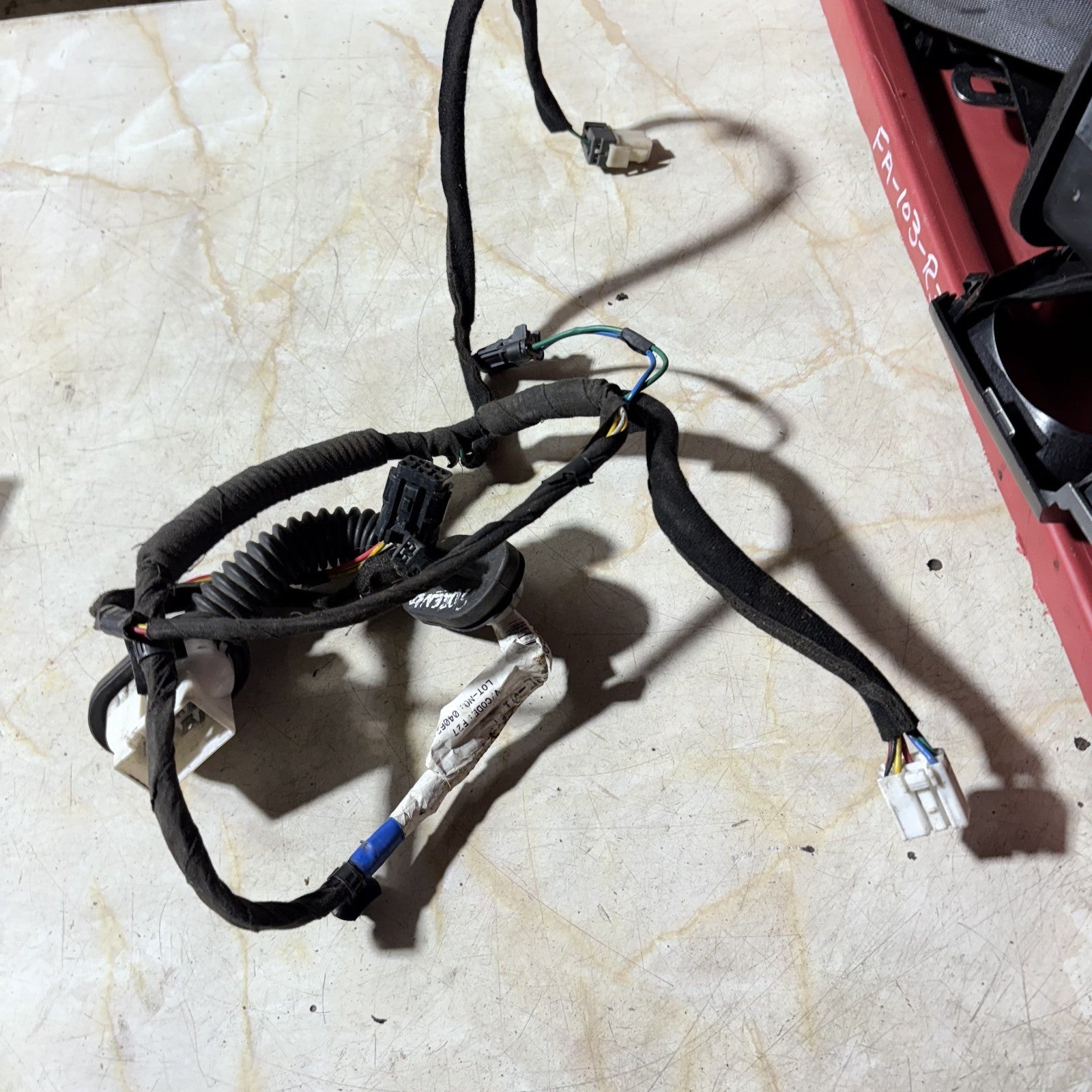 Kia Sorento 2005 Front Door Wiring Harness Loom Right
