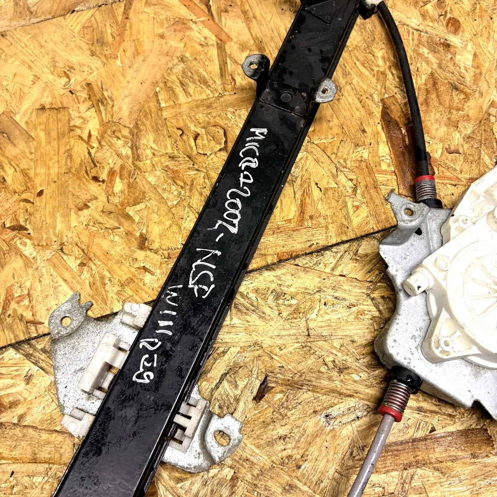 NISSAN MICRA 2002 PASSENGER FRONT SIDE WINDOW REGULATOR 5 DOOR 80700BC60B