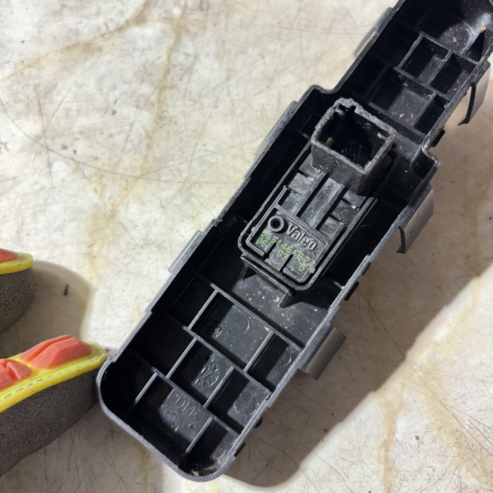 Citroen C4 2004-2010 Front Left Passenger Window Switch 9651466677