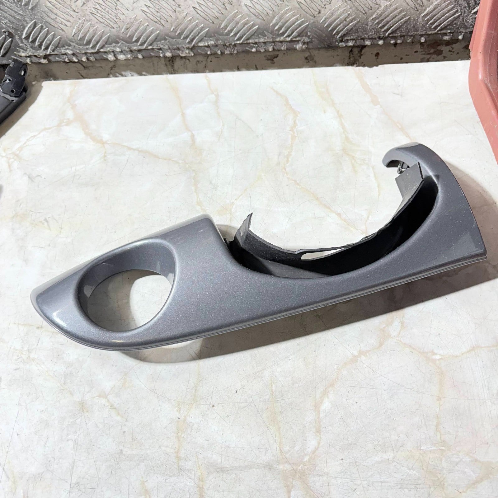 BMW MINI COOPER R50 2001-2006 DRIVER SIDE AIR VENT SURROUND TRIM FASCIA