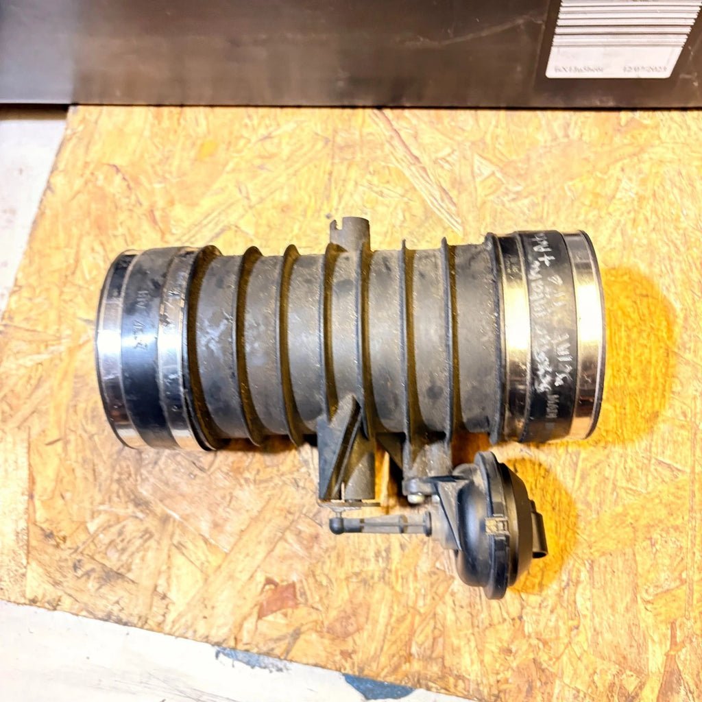 PORSCHE BOXSTER 987 2005 SECONDARY THROTTLE BUTTERFLY AIR PIPE VALVE