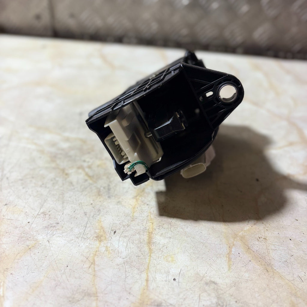 TOYOTA PRIUS 04-09 AUTO GEAR SHIFTER SELECTOR LEVER 89451-47030