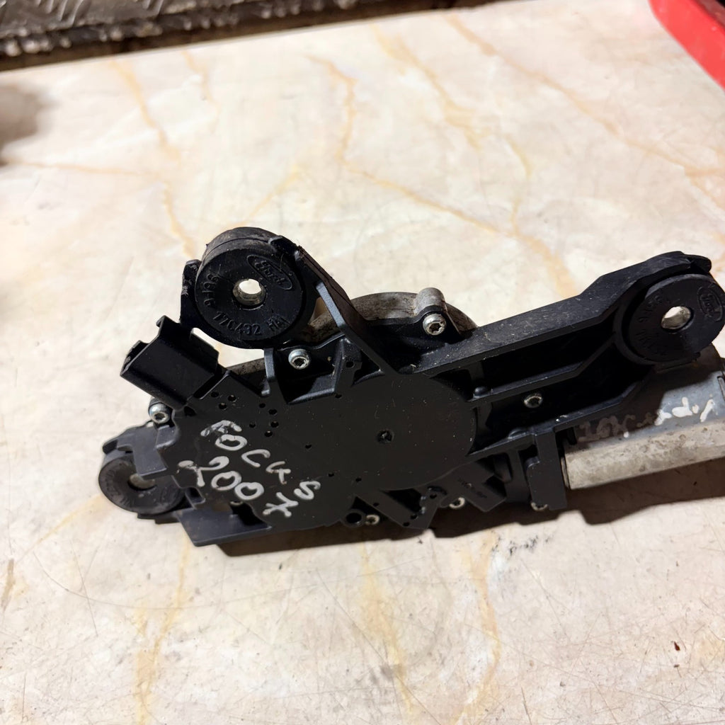 Ford Focus Mk2 2004-2011 Rear Wiper Motor 0390201823