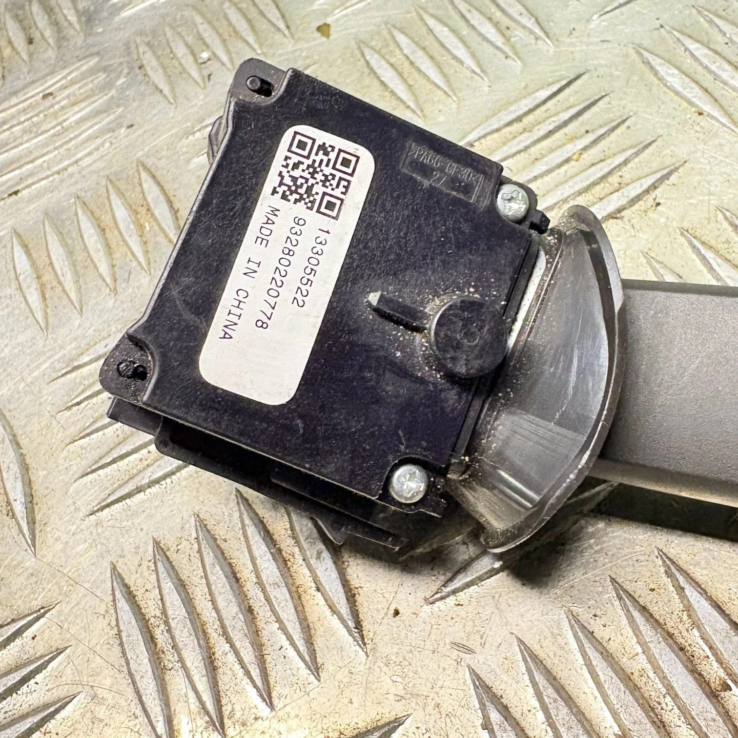 Vauxhall Insignia A 2009-2017 Sports Tourer Rear Wiper Stalk Switch 13305522