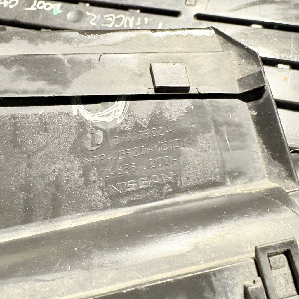 2009 NISSAN QASHQAI FUSE BOX UNDER THE BONNET 319136024 24383JD00A