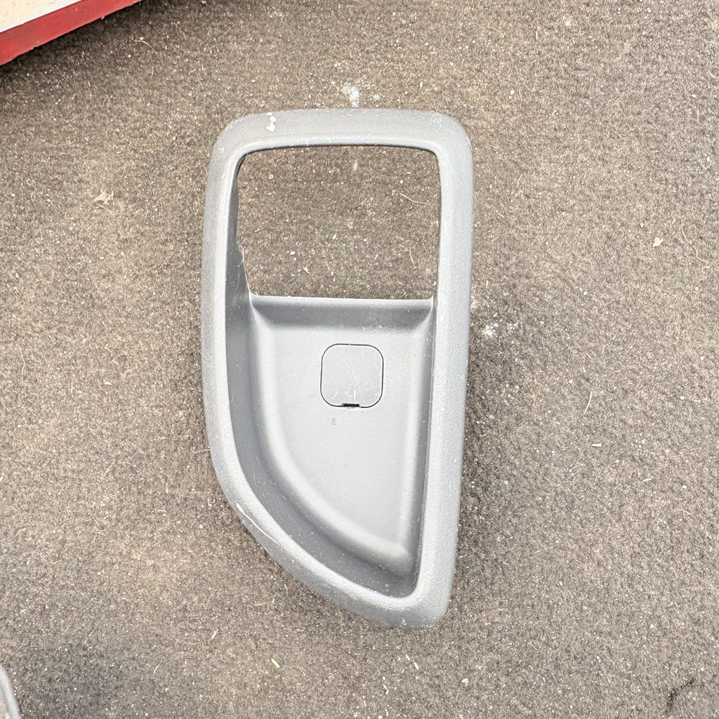 KIA SOUL 2010 MOULDING FRAME LEFT FRONT SURROUND
