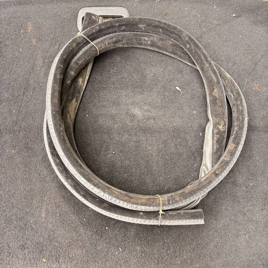 JAGUAR XE X760 2015-2022 REAR LEFT N/S REAR DOOR RUBBER SEAL GX73-253A10-A