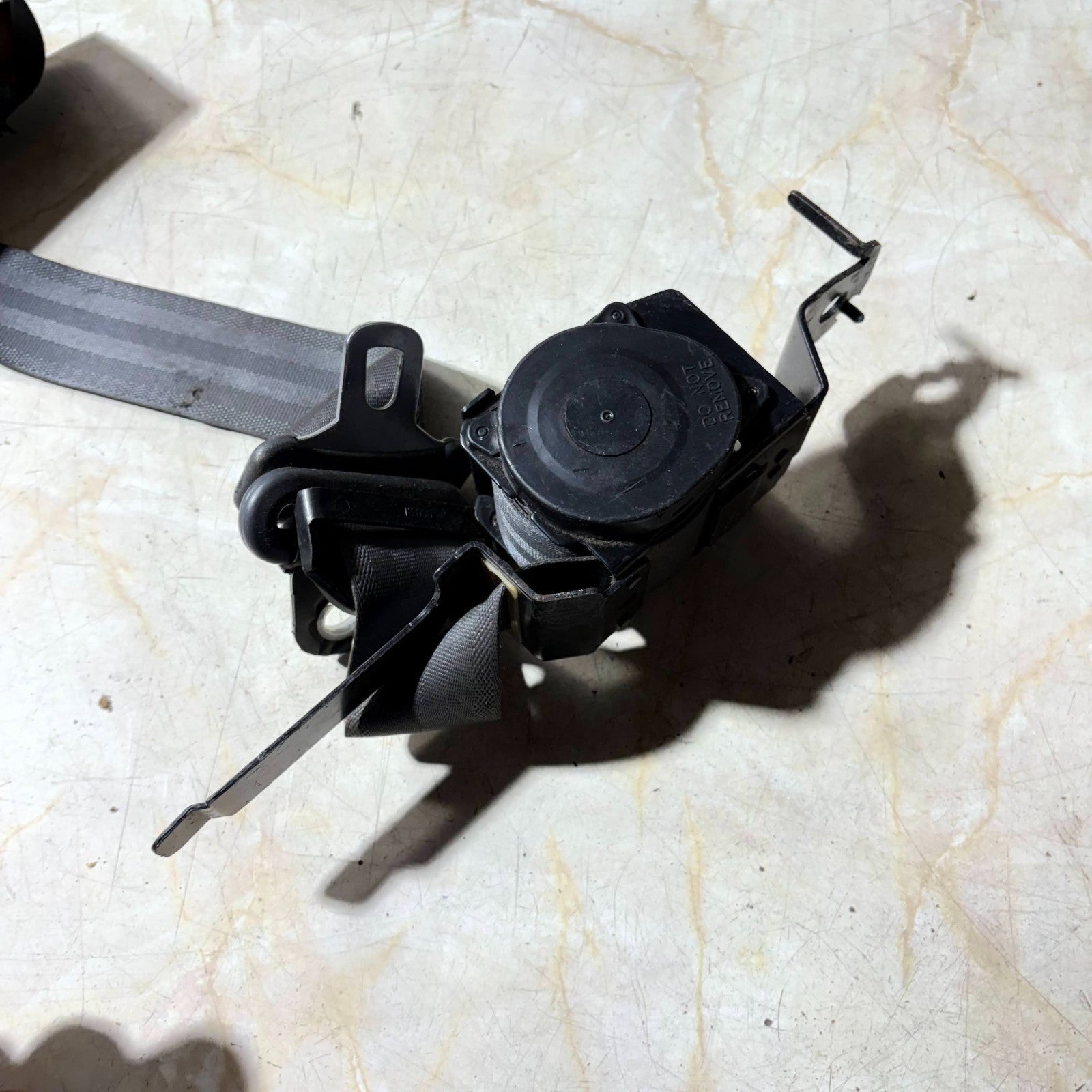 Seat belt for Mitsubishi 0420007