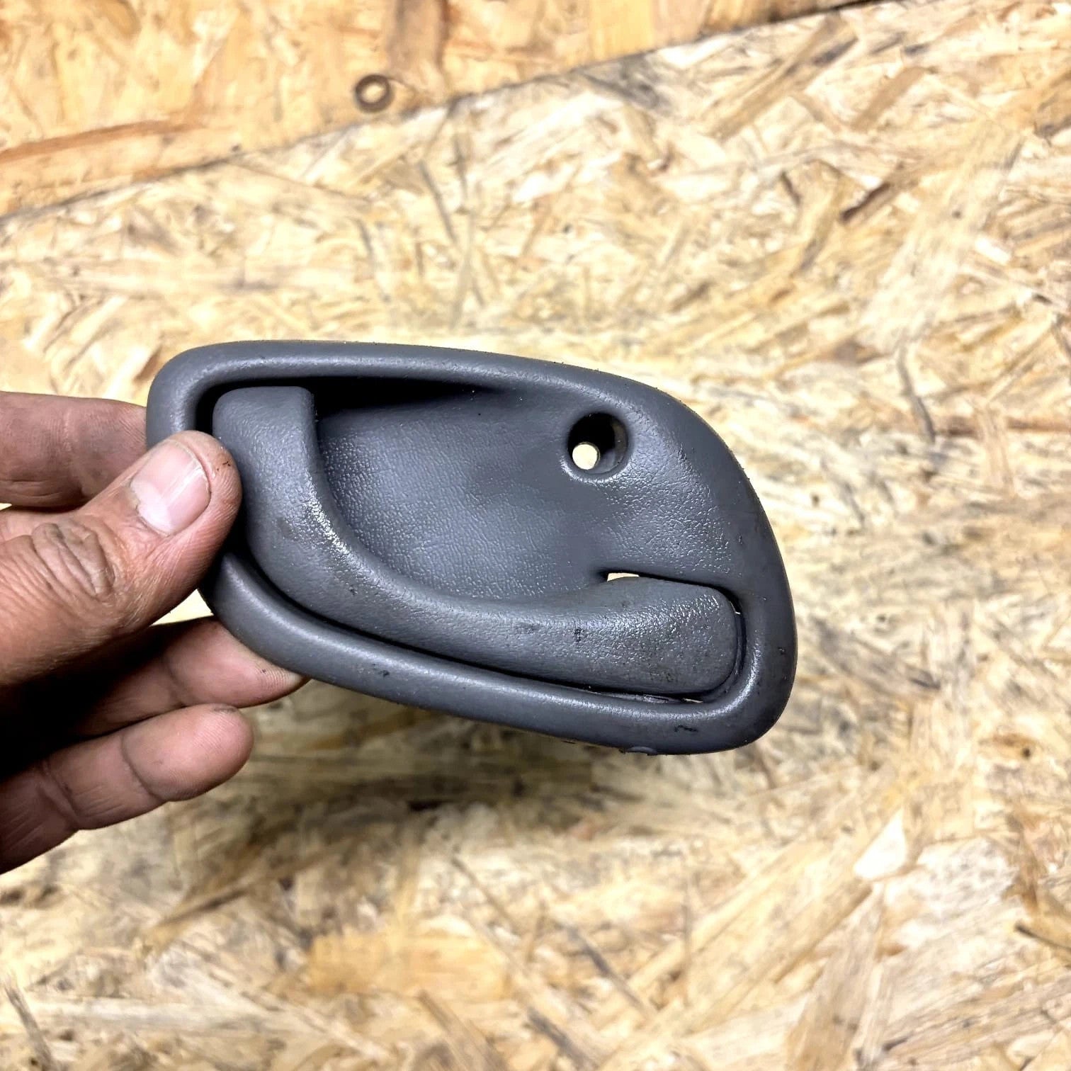 90567525 INTERNAL HANDLE RIGHT FRONT DOOR OPEL AGILA 1.2 B 55KW 5M 5P (