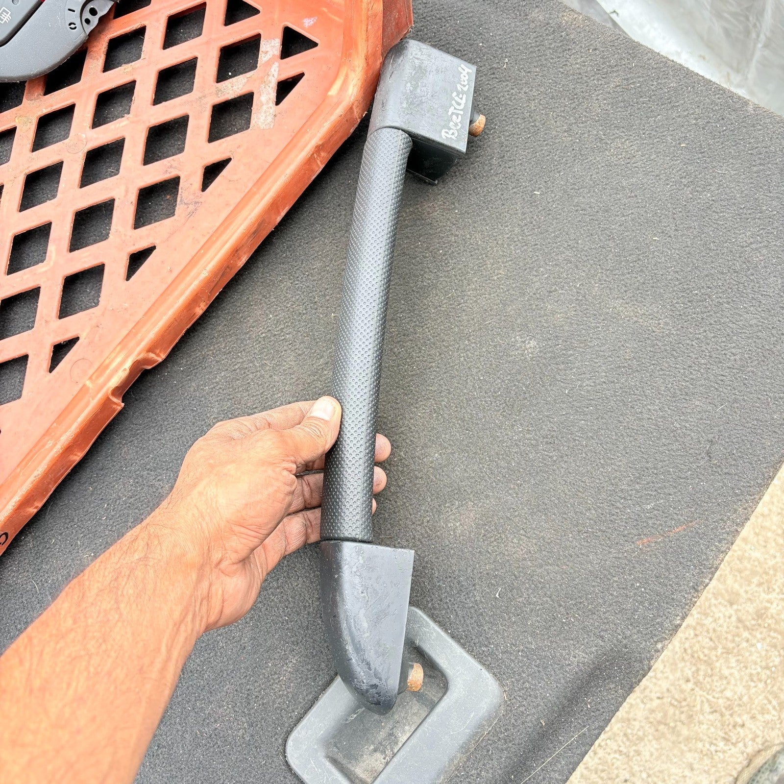VW NEW BEETLE 2000-2010 LEFT PASSENGER SIDE ROOF INTERIOR GRAB HANDLE TRIM