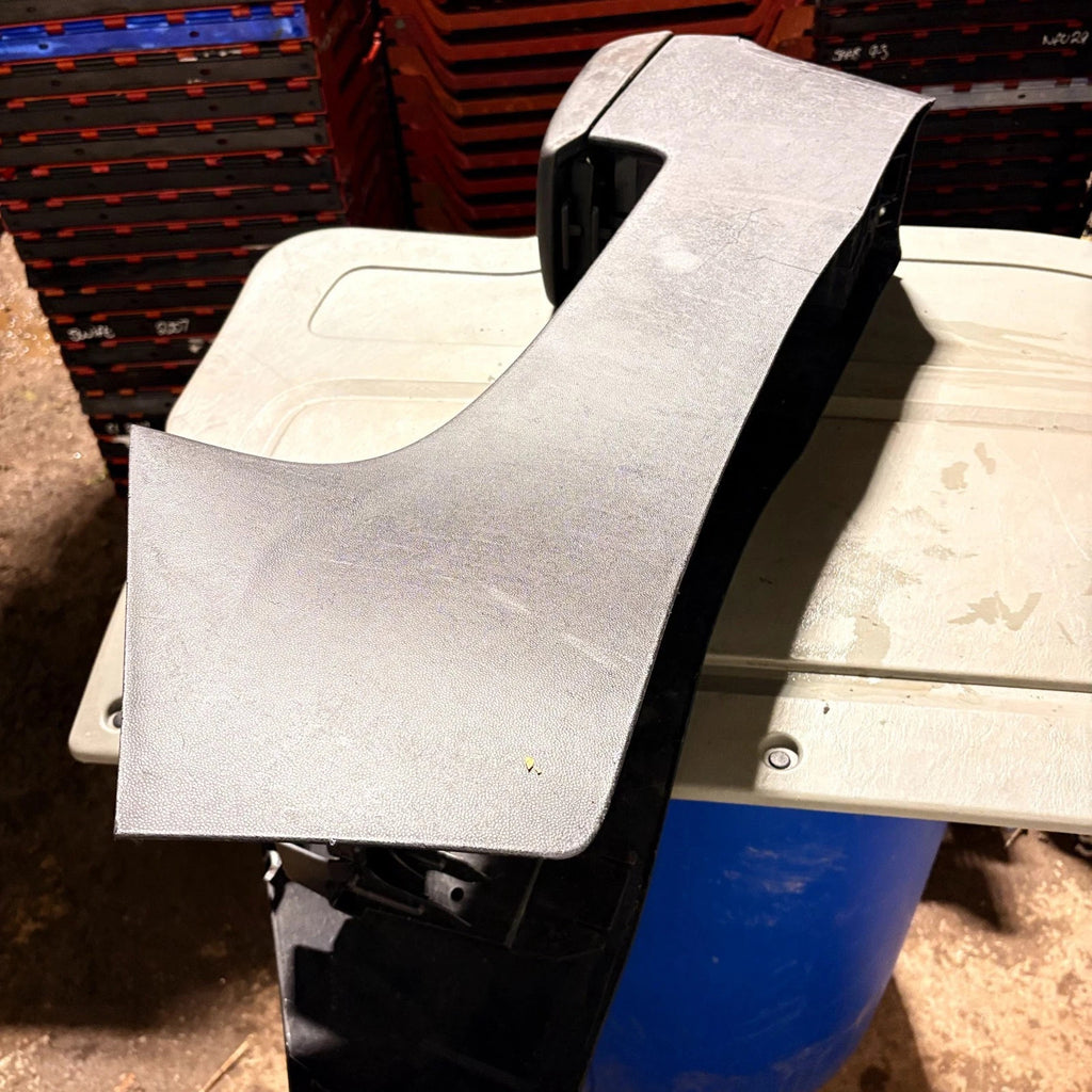 2010-2013 Mazda 3 Sedan Centre/Center Console Armrest Assembly Black