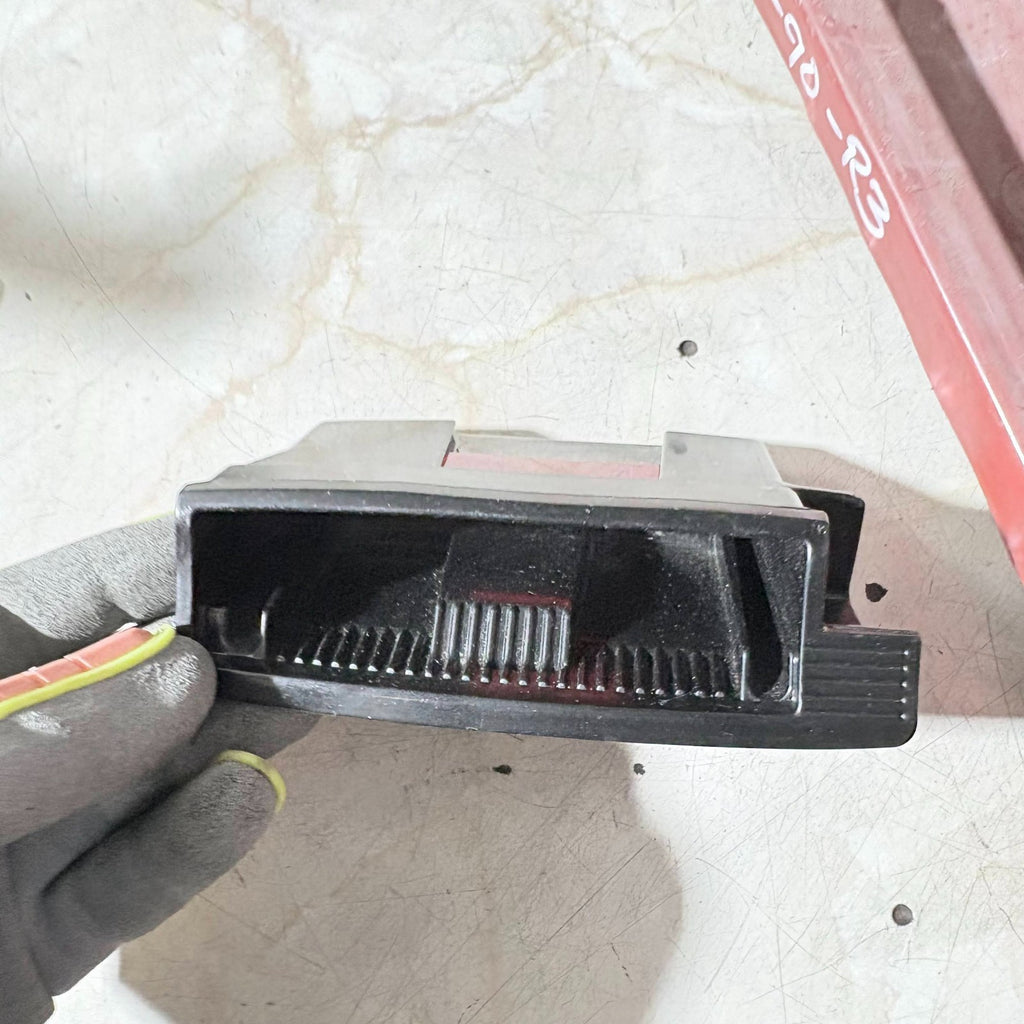 Mazda 3 BK 2004-2009 Front Centre Console Ashtray Insert BP4K64633 Black