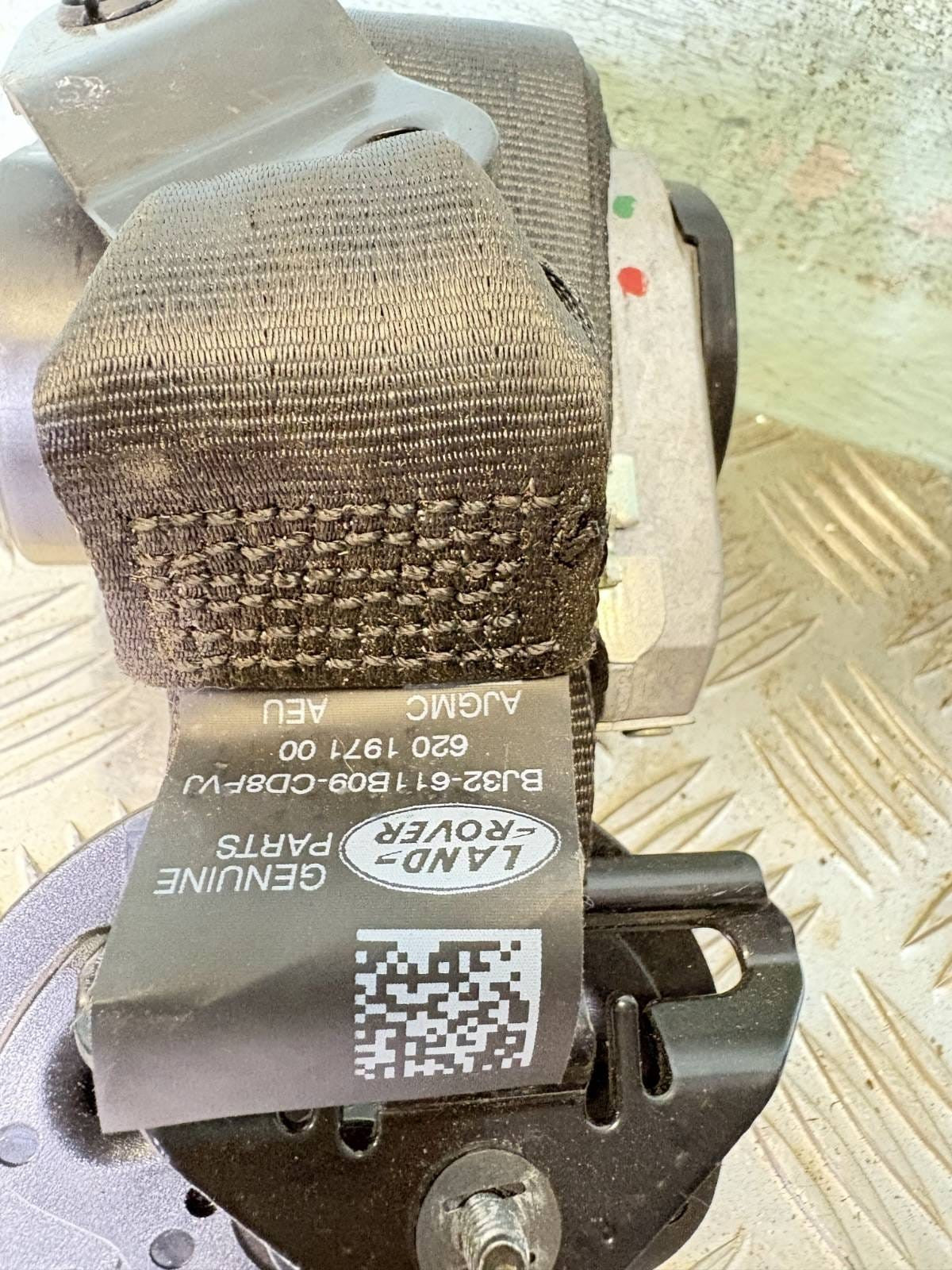 RANGE ROVER EVOQUE L538 2011-2018 FRONT LEFT PASSENGER SEAT BELT BJ32-611B09-CD