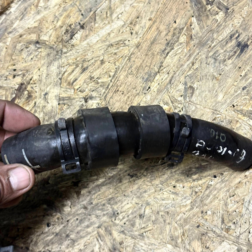 AUDI A3 8V 2013-2020 ENGINE COOLANT PIPE HOSE 5Q0122073R