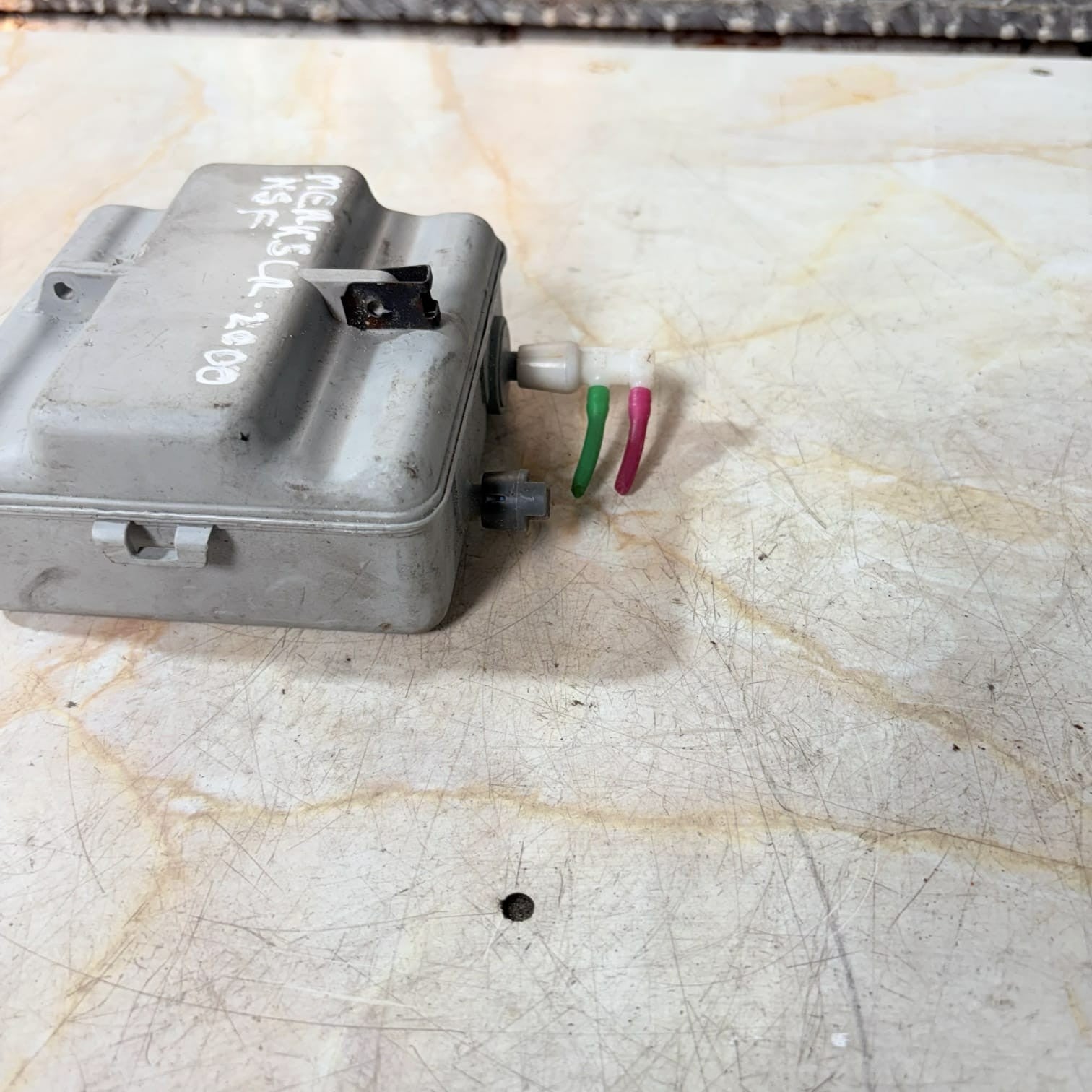 Mercedes SLK230 Komp R170 Central Lock Vacuum Reservoir A1708050019 1998-2004