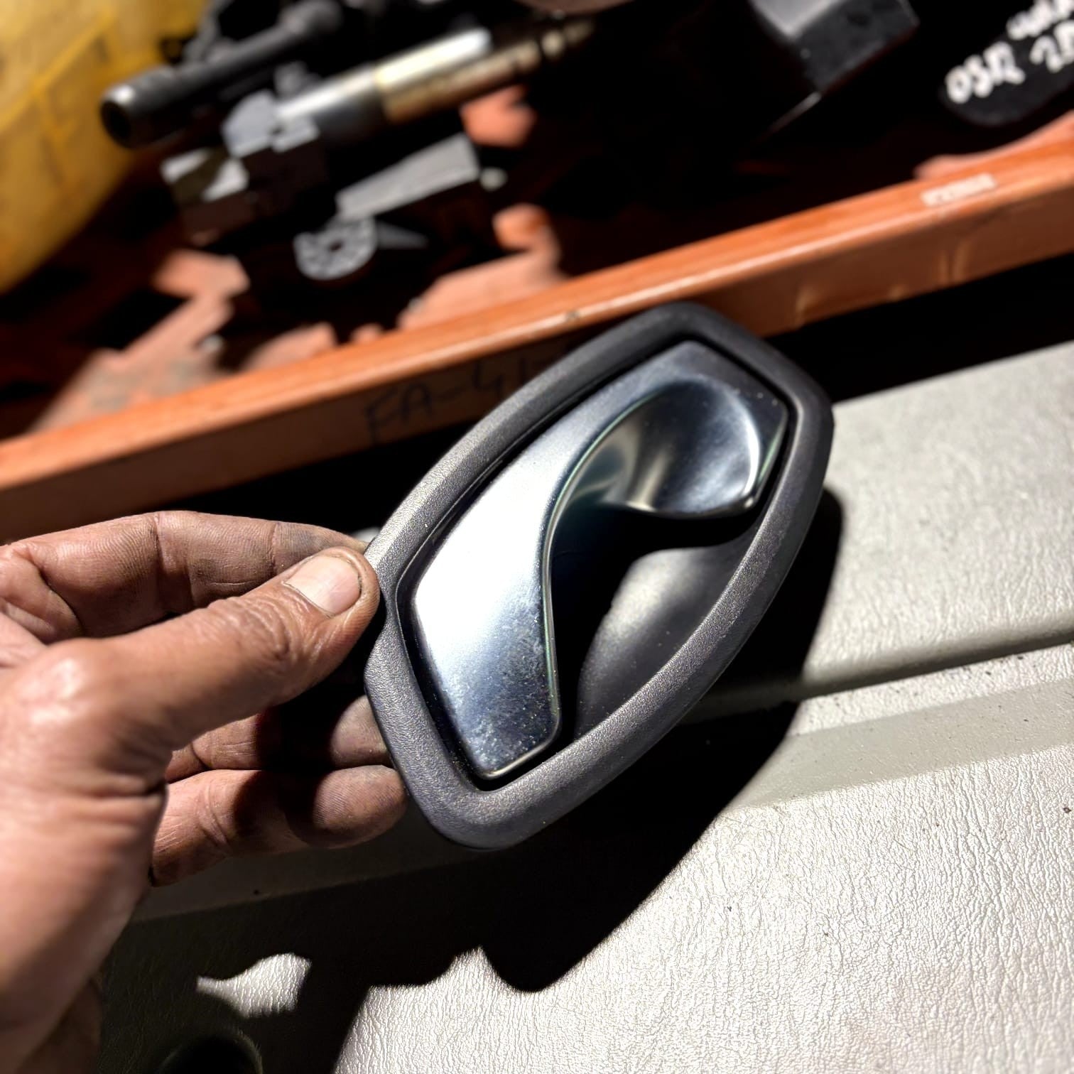 RENAULT CAPTUR DYNAMIQUE 5DR HATCH 2018 PASSENGER FRONT DOOR HANDLE 806700006R