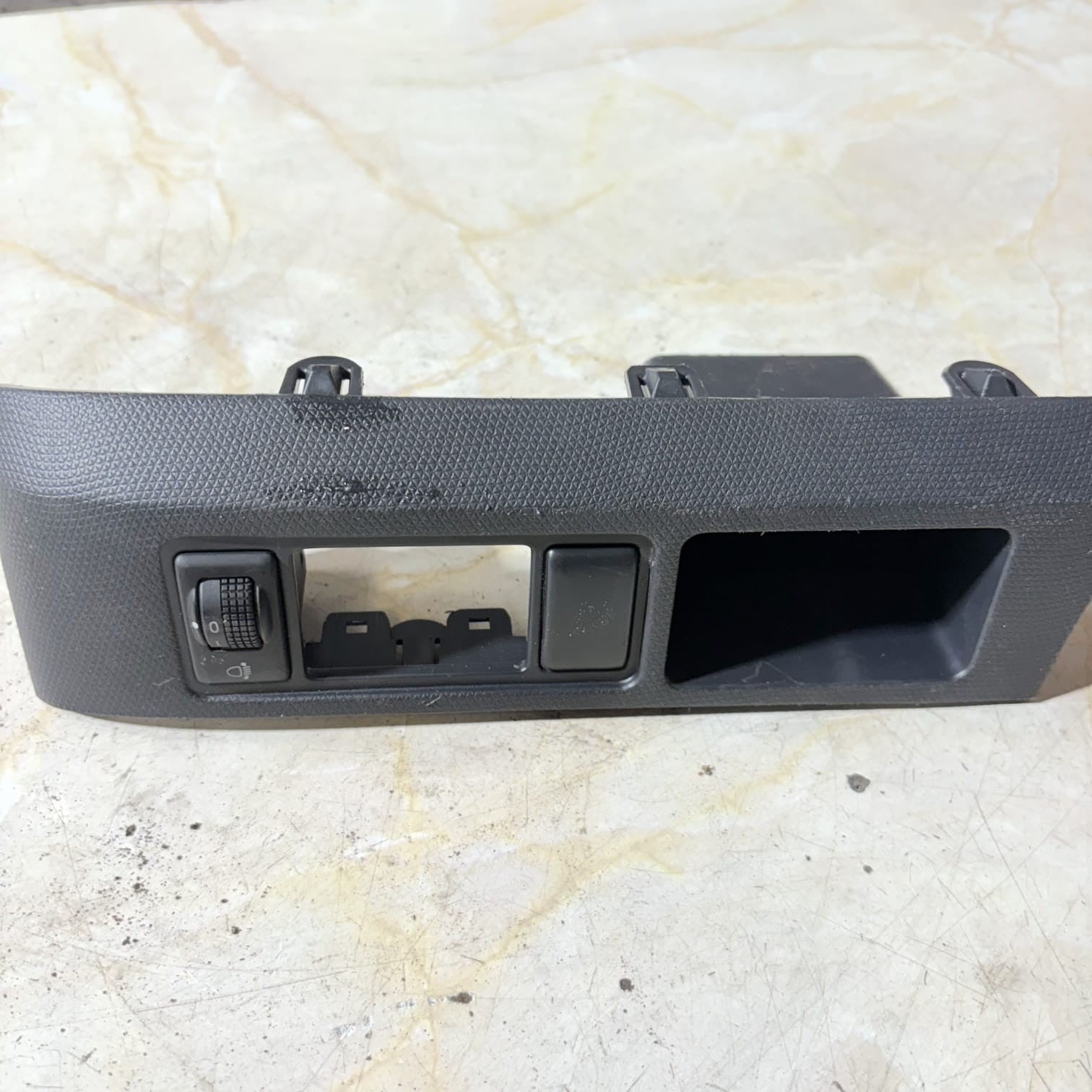 Nissan Micra K12 MK3 Headlight Adjuster Level Control Switch 68485AX600 07-10