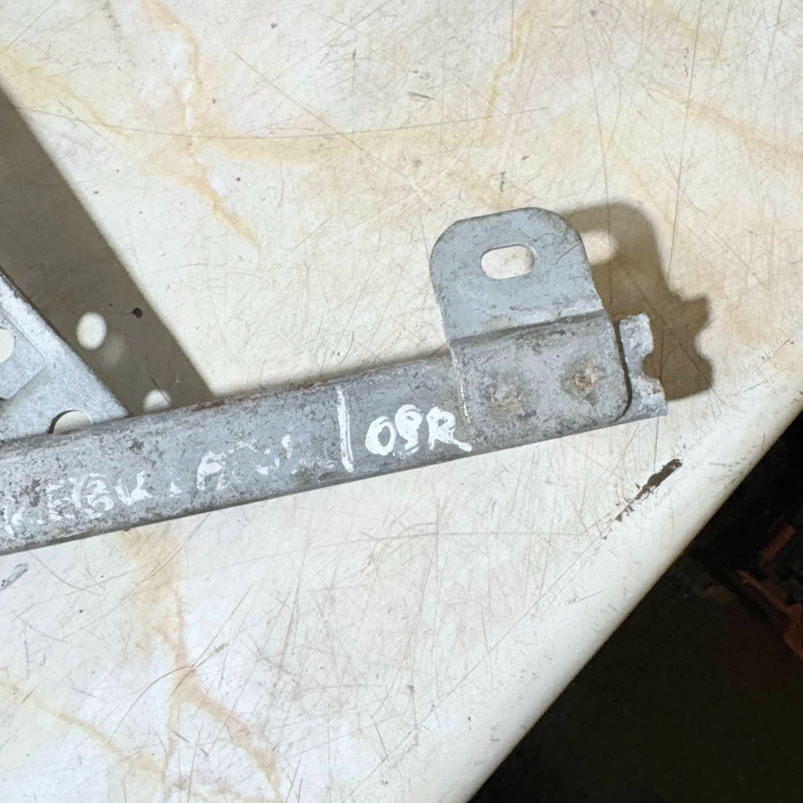SUBARU 1996 REAR RIGHT SIDE DOOR ELECTRIC WINDOW REGULATOR